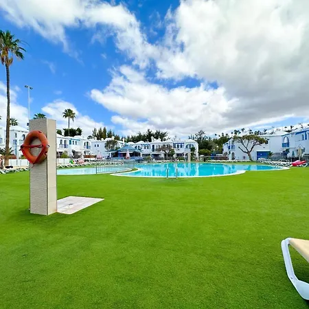 아파트 Playmar Pool By Wave